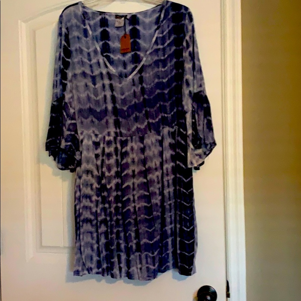 NWT Tie dyed/batik tunic Super soft Very flowing